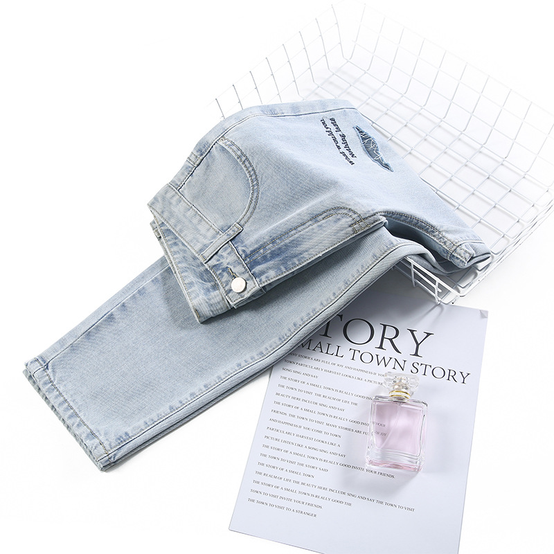 women's ripped jeans