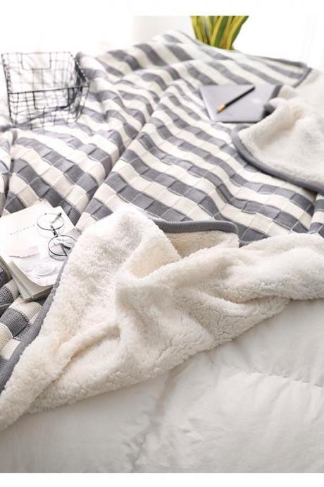 Knit Luxury Polyester Soft Throw Blanket, Lamb Velvet Composite Blanket，Reversible Super Soft Sweater, Warm Cozy Bedding