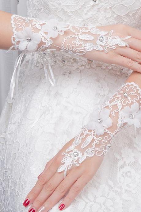 Women' Wedding Lace Gloves Bridal Fingerless Tulle Gloves Crystal Sequins Wrist Cuffs White Hook Finger Gloves